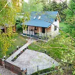 Mazury Nad Jeziorem Z Jacuzzi شتشتنو